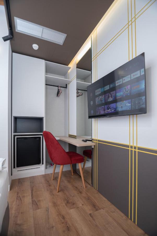 Hotel Portside Gf Vlore Bagian luar foto