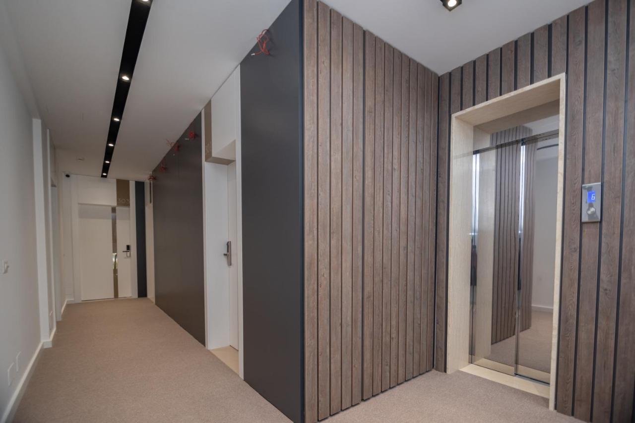 Hotel Portside Gf Vlore Bagian luar foto